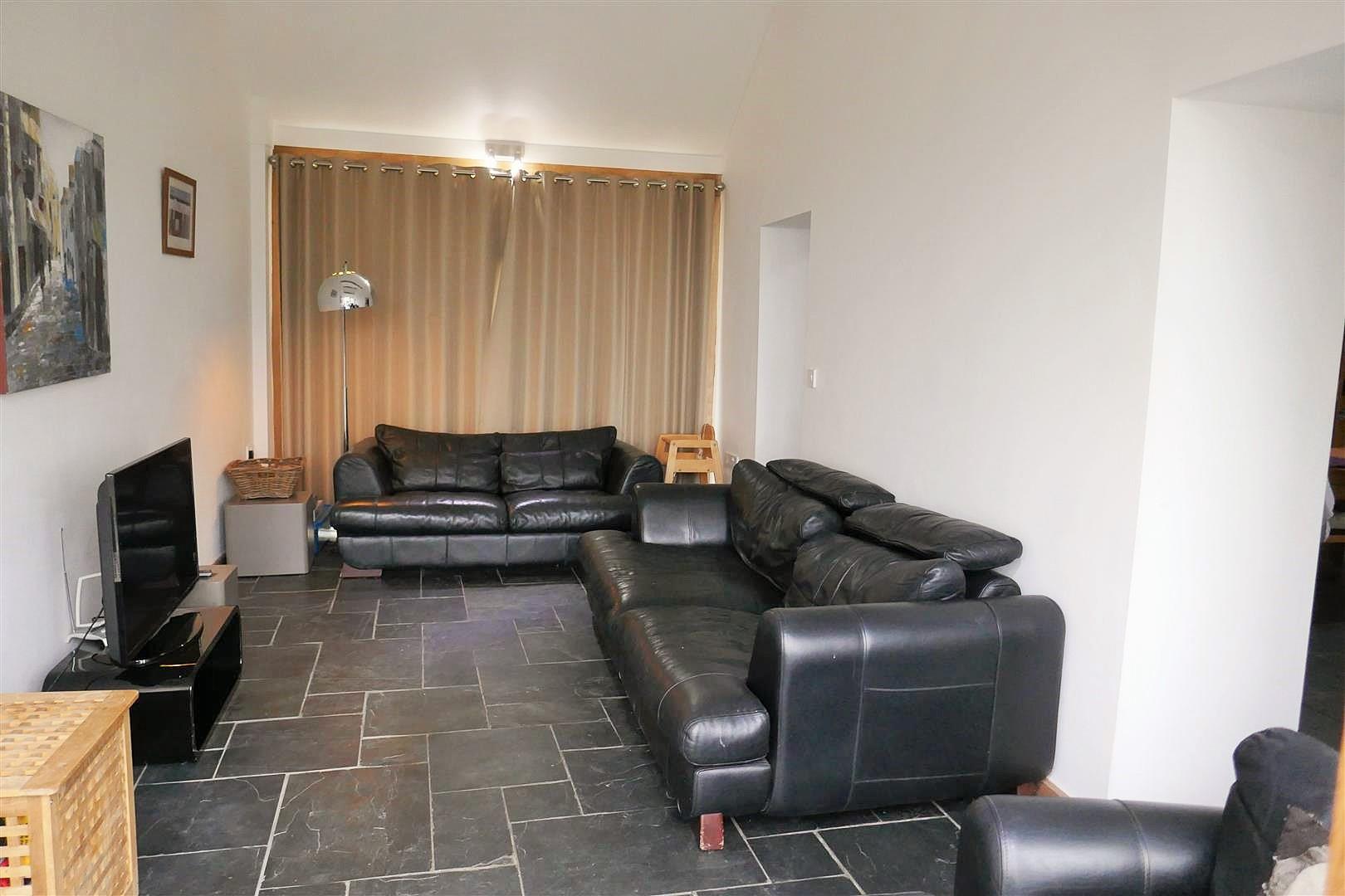 ANOTHER ROOM ASPECT